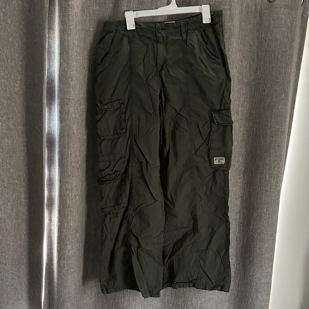 BDG Men's Cargo Pants in Olive